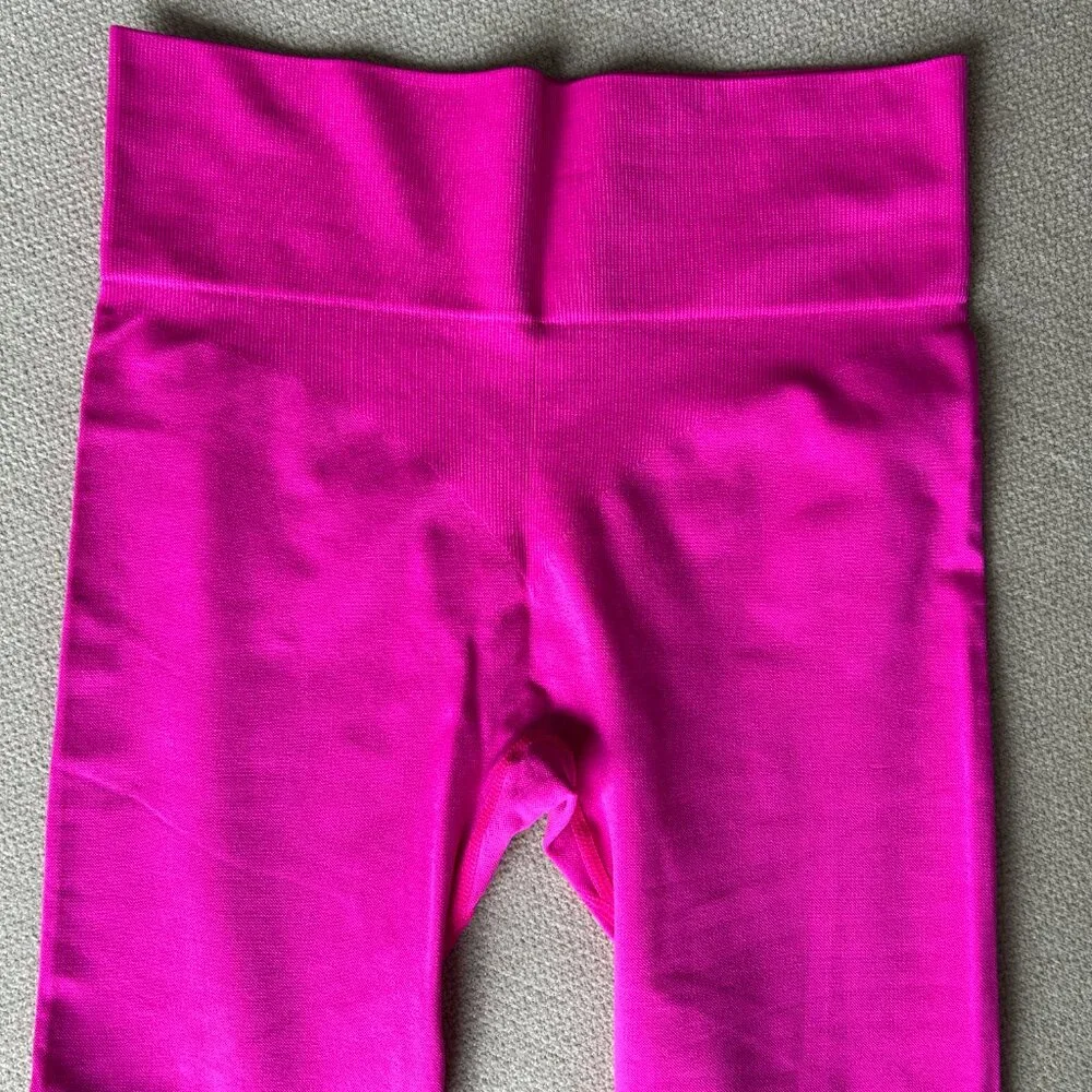Pink Workout Set - Picture 6 of 6
